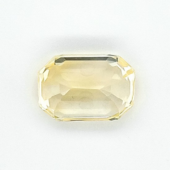 Yellow Sapphire (Pukhraj) 8.56 Ct Good Quality Yellow Sapphire (Pukhraj) 8.56 Ct Good Quality